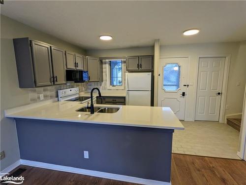 9-83 Victoria Street, Meaford, ON - Indoor Photo Showing Kitchen With Double Sink