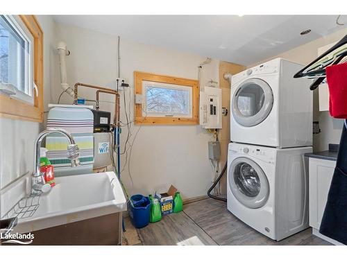 4478 Southwood Road, Torrance, ON - Indoor Photo Showing Laundry Room