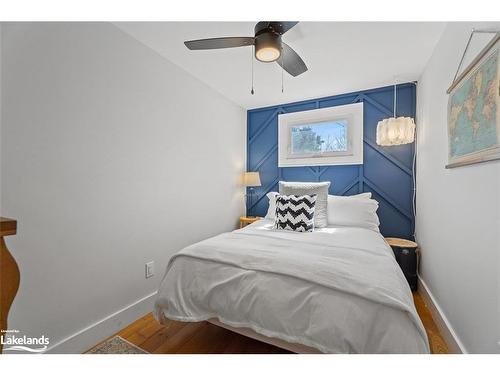 4478 Southwood Road, Torrance, ON - Indoor Photo Showing Bedroom