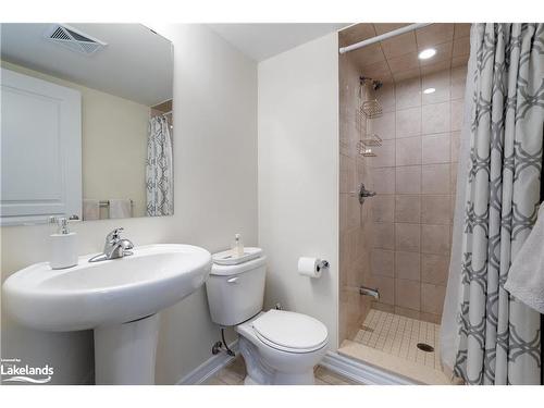 202-2 Cove Court, Collingwood, ON - Indoor Photo Showing Bathroom