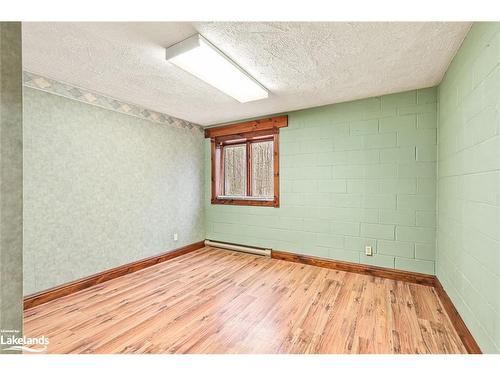 204648 Highway 26, Meaford Municipality, ON - Indoor Photo Showing Other Room
