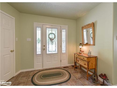 8 Jermey Lane, Oro-Medonte, ON - Indoor Photo Showing Other Room