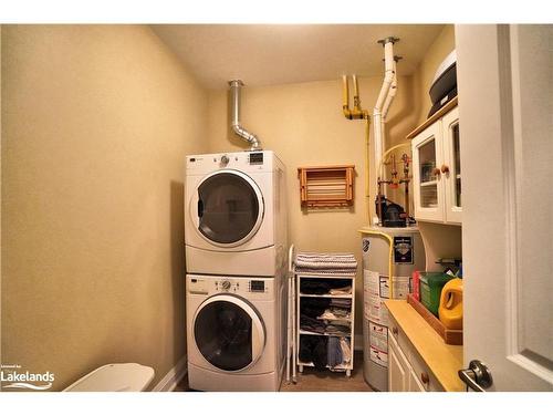 307-20C Silver Birch Court, Parry Sound, ON - Indoor Photo Showing Laundry Room