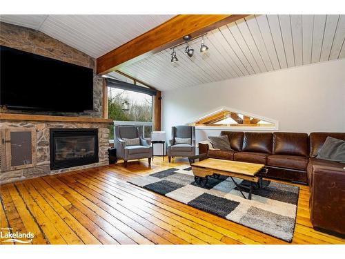 128 James Street, Town Of Blue Mountains, ON - Indoor Photo Showing Living Room With Fireplace