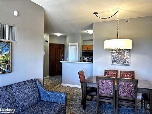 449-156 Jozo Weider Boulevard, The Blue Mountains, ON - Indoor Photo Showing Dining Room