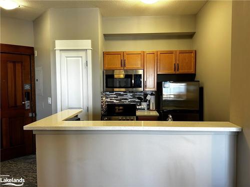 449-156 Jozo Weider Boulevard, The Blue Mountains, ON - Indoor Photo Showing Kitchen