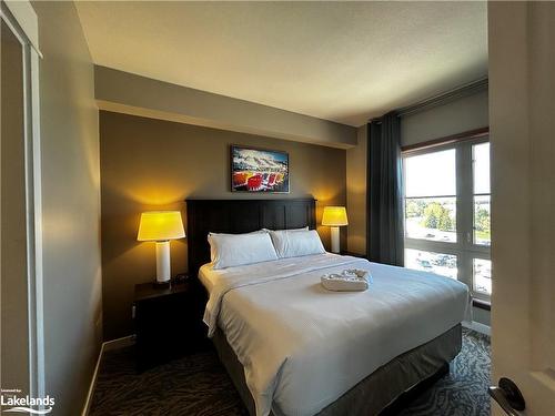 449-156 Jozo Weider Boulevard, The Blue Mountains, ON - Indoor Photo Showing Bedroom