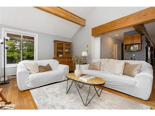 49 Madeline Drive, Collingwood, ON - Indoor Photo Showing Living Room