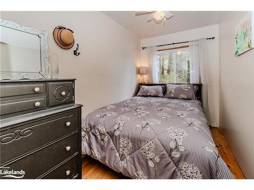 6 Pheasant Drive, Seguin Twp, ON - Indoor Photo Showing Bedroom