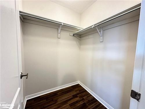 7 Bailey Street, Collingwood, ON - Indoor With Storage