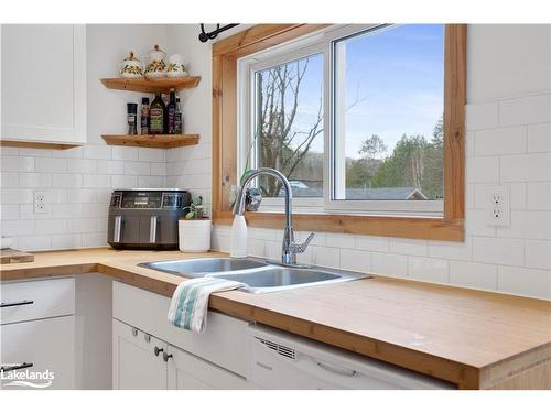 378 Hwy 518 E Highway, Emsdale, ON - Indoor Photo Showing Kitchen With Double Sink