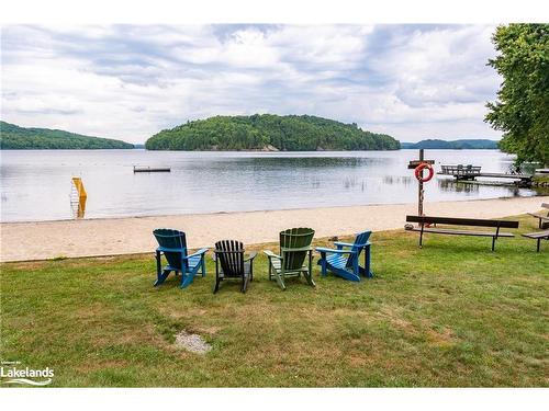 32 Maple Leaf Drive, Huntsville, ON - Outdoor With Body Of Water With View