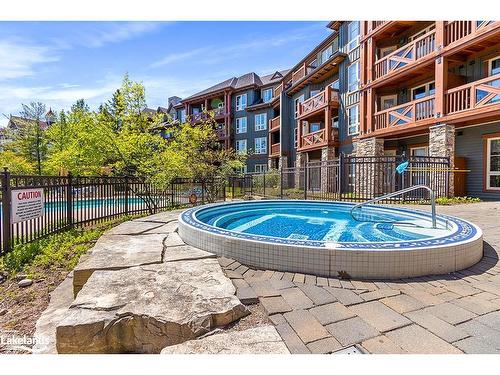 326-152 Jozo Weider Boulevard, The Blue Mountains, ON - Outdoor With In Ground Pool