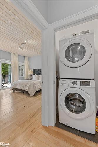 86 Bowyer Road, Huntsville, ON - Indoor Photo Showing Laundry Room