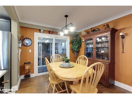 213 Hamilton Drive, Stayner, ON - Indoor Photo Showing Dining Room