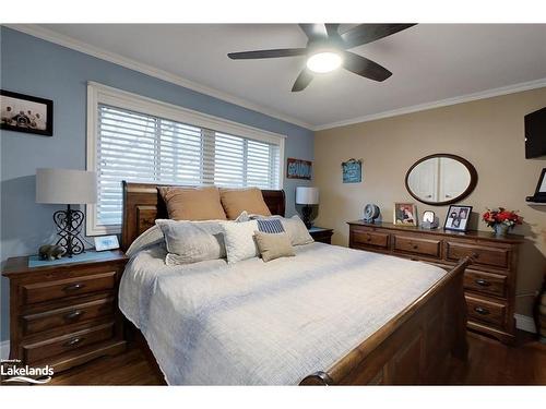 213 Hamilton Drive, Stayner, ON - Indoor Photo Showing Bedroom