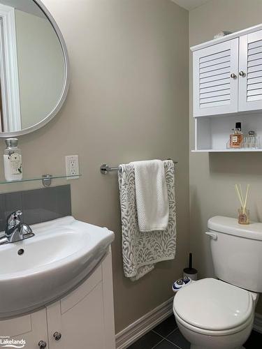 105-2 Cove Court, Collingwood, ON - Indoor Photo Showing Bathroom
