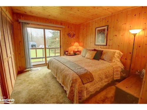 5178 Aspdin Road, Rosseau, ON - Indoor Photo Showing Bedroom