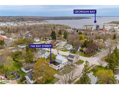 746 Bay Street, Midland, ON - Outdoor With View