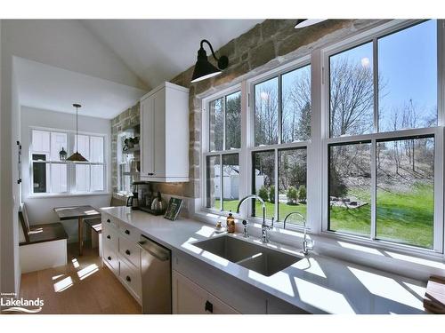 114 John Street, Clarksburg, ON - Indoor Photo Showing Kitchen With Double Sink