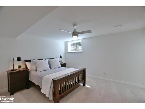 114 John Street, Clarksburg, ON - Indoor Photo Showing Bedroom