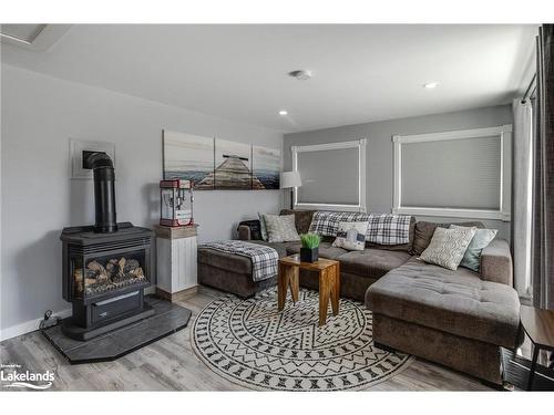 53 Playfair Drive, Waubaushene, ON - Indoor Photo Showing Living Room With Fireplace