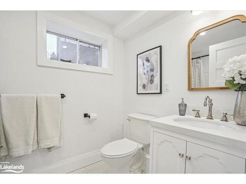 64 48Th Street N, Wasaga Beach, ON - Indoor Photo Showing Bathroom