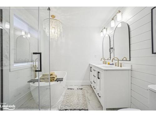 64 48Th Street N, Wasaga Beach, ON - Indoor Photo Showing Bathroom