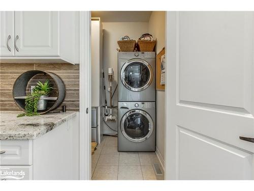 9 Riverwalk Place, Midland, ON - Indoor Photo Showing Laundry Room