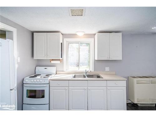 14193 Hwy 12, Tay, ON - Indoor Photo Showing Kitchen With Double Sink