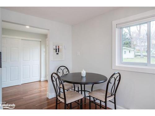 220 Robin'S Point Road, Victoria Harbour, ON - Indoor Photo Showing Dining Room