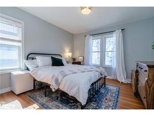 641 Bay Street, Midland, ON - Indoor Photo Showing Bedroom