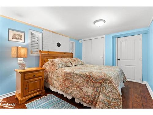 7-1006 Young'S Road, Port Carling, ON - Indoor Photo Showing Bedroom