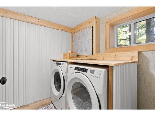 7-1006 Young'S Road, Port Carling, ON - Indoor Photo Showing Laundry Room