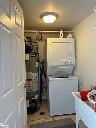 2-289 Mariners Way, Collingwood, ON - Indoor Photo Showing Laundry Room