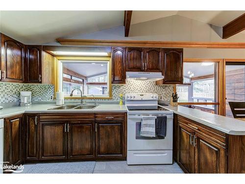7 Fredrick Avenue, Tiny, ON - Indoor Photo Showing Kitchen With Double Sink