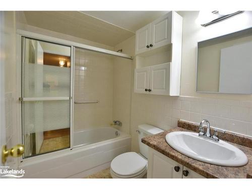 307-460 Ontario Street, Collingwood, ON - Indoor Photo Showing Bathroom