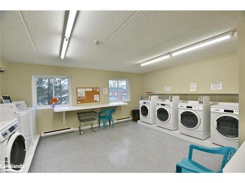 307-460 Ontario Street, Collingwood, ON - Indoor Photo Showing Laundry Room