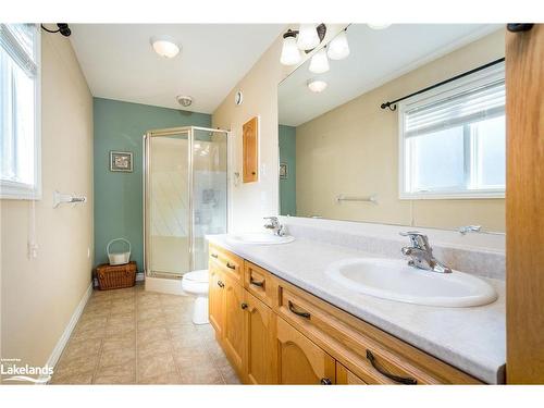 30 Illinois Crescent, Wasaga Beach, ON - Indoor Photo Showing Bathroom
