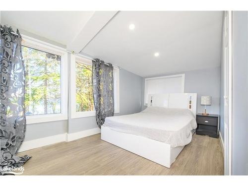 4A + B Starratt Road, Burk'S Falls, ON - Indoor Photo Showing Bedroom