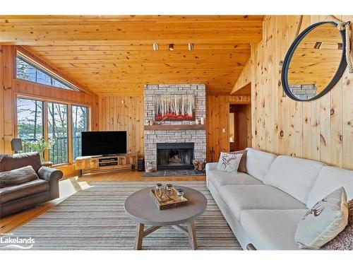 1824 Kilworthy Road, Gravenhurst, ON - Indoor Photo Showing Living Room With Fireplace