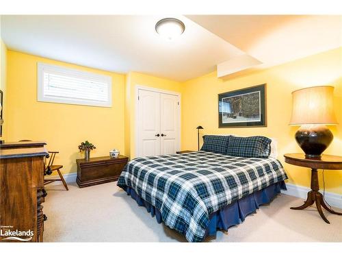 120 Rankins Crescent, The Blue Mountains, ON - Indoor Photo Showing Bedroom