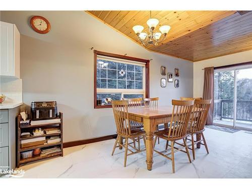 16A Hayhoe Road, Seguin, ON - Indoor Photo Showing Dining Room