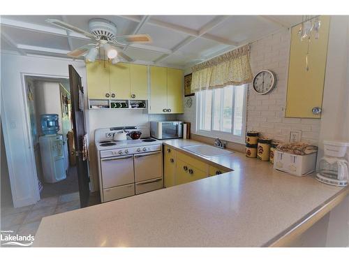 1 A775 Island, Parry Sound, ON - Indoor Photo Showing Kitchen