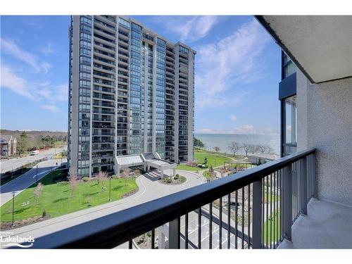 604-2180 Marine Drive, Oakville, ON - Outdoor With Balcony
