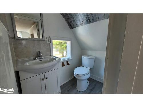 50 Glenwood Drive, Wasaga Beach, ON - Indoor Photo Showing Bathroom