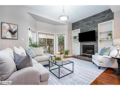 25 Starboard Road, Collingwood, ON - Indoor Photo Showing Living Room With Fireplace