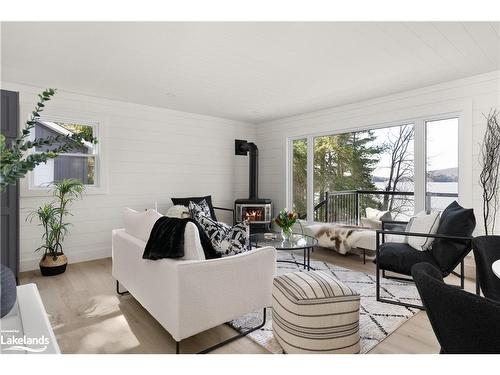200 Westpoint Sands Road, Port Sydney, ON - Indoor Photo Showing Living Room