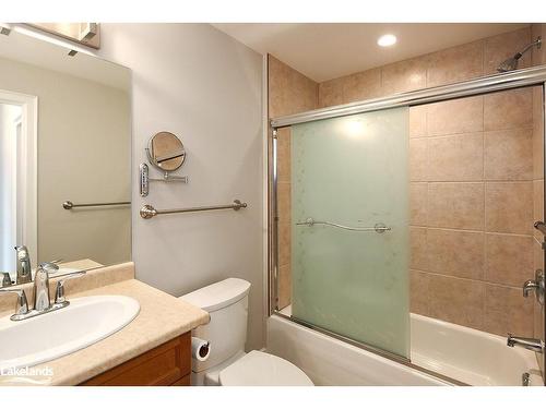 210-91 Raglan Street, Collingwood, ON - Indoor Photo Showing Bathroom