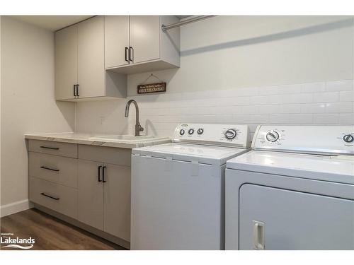 105 Hoyt Avenue, Victoria Harbour, ON - Indoor Photo Showing Laundry Room
